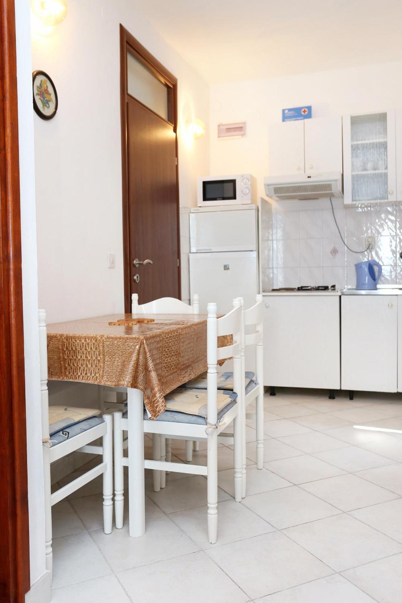 Apartments By The Sea Pisak, Omis - 1014 Zimmer foto